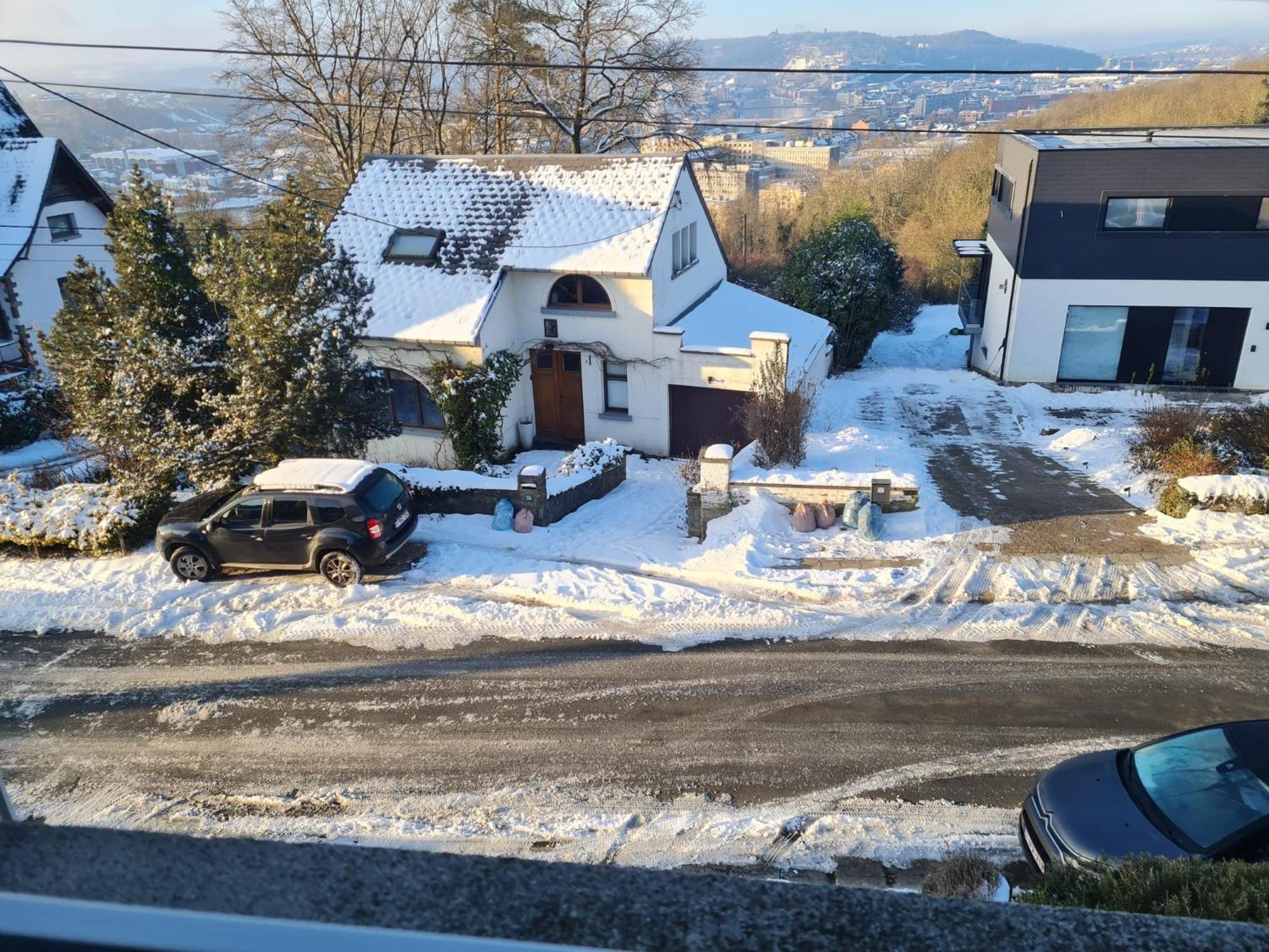 Bed Vue Sur Vallee De La Meuse Namur Bouge ภายนอก รูปภาพ